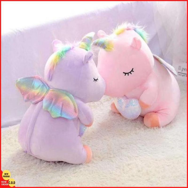 Boneka Unicorn Pegang Love Bahan Plush