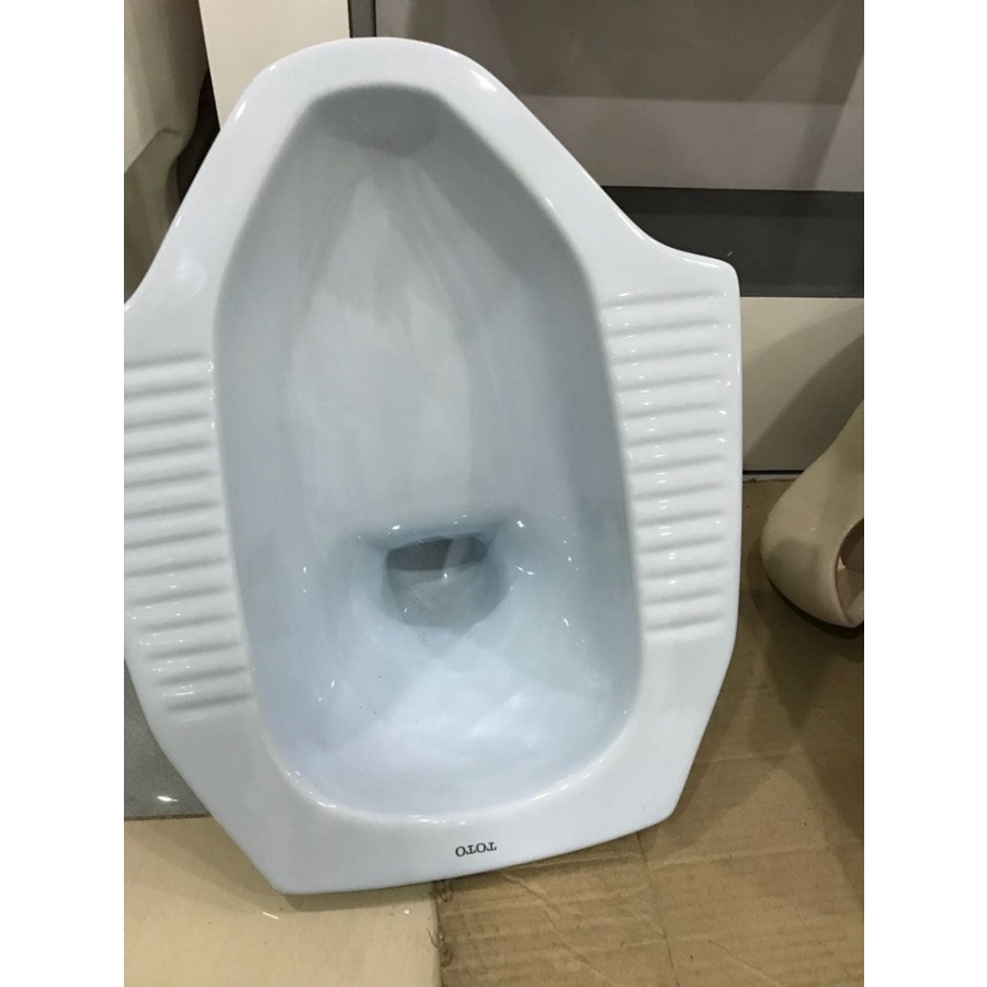 TOTO WC JONGKOK CE7 CLOSET KLOSET TOILET JONGKOK WARNA IVORY BEIGE GREEN PINK PASTEL DLL