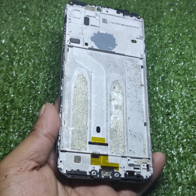 Midle Frame - Mi A2 lite / Redmi 6 Pro - Bezel / Tulangan Tengah / Tatakan Lcd - Ori Copotan