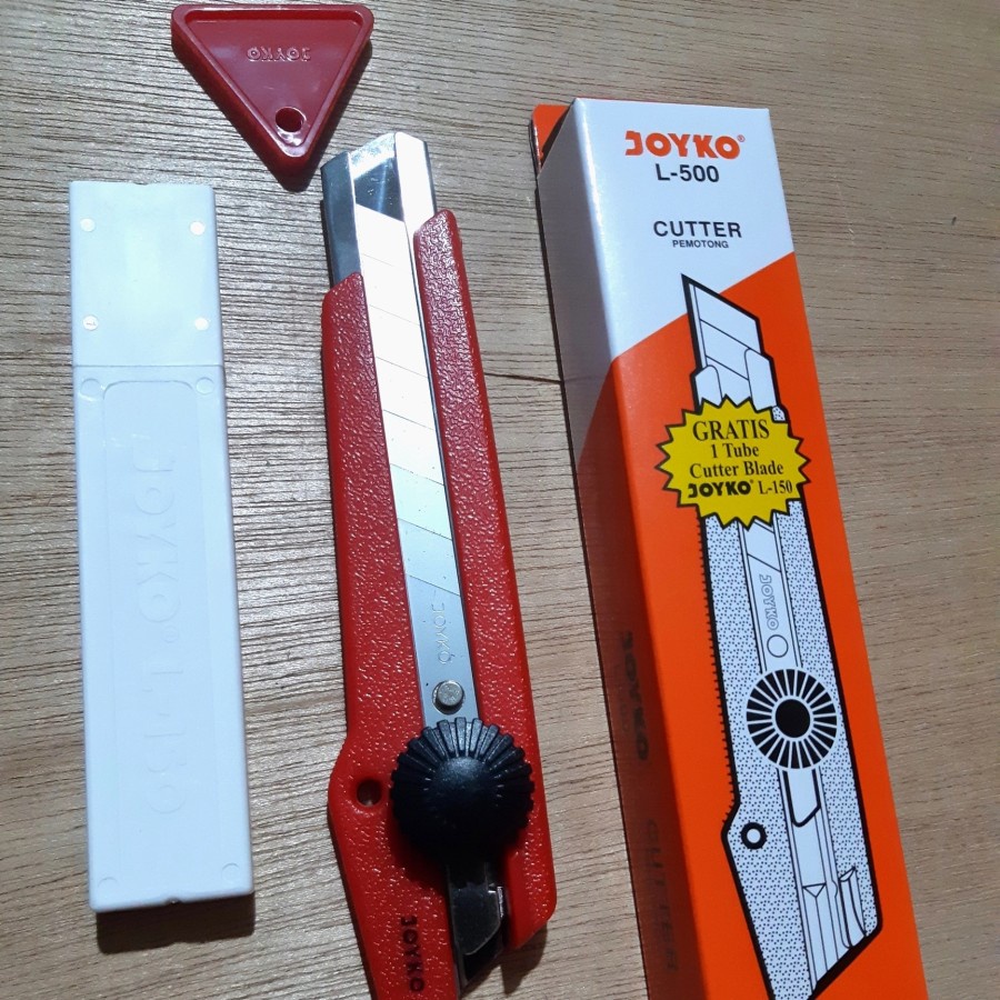 

PISAU CUTTER BESAR JOYKO L-500 FREE REFILL PISAU 1 TUBE