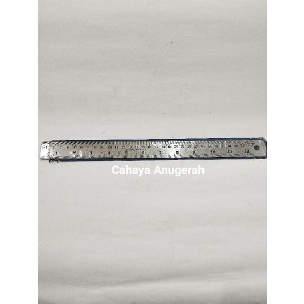 

Penggaris Stainless 30cm / Stainless Steel Ruler Penggaris Besi 30cm