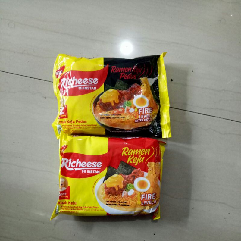 

mi instan richeese ramen keju 70g