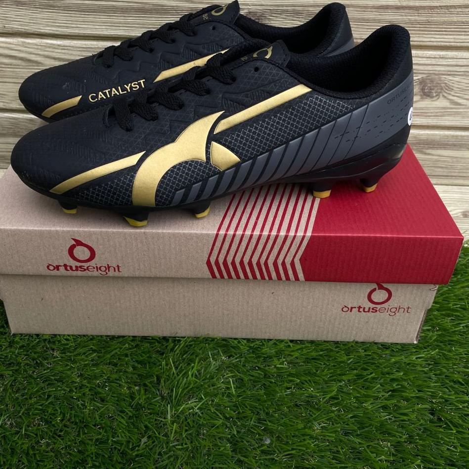 First Quality Sepatu ortus liberte bola pria  Sepatu sepak bola hitam original
