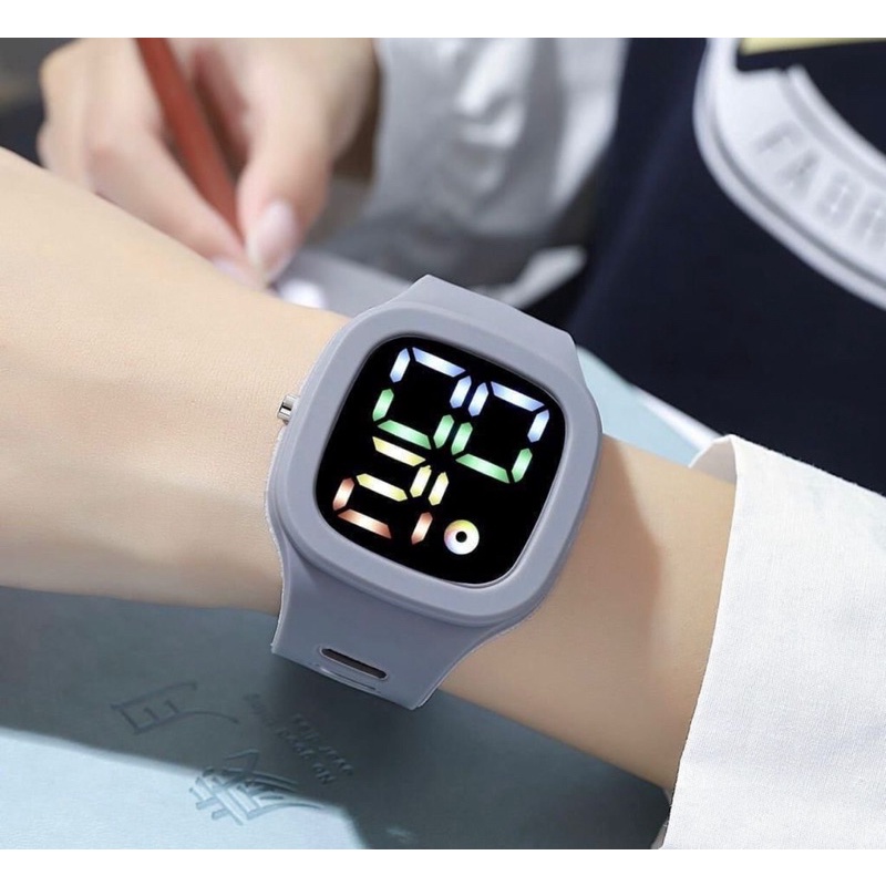 WANITA DAN ANAK JAM TANGAN NEW ORIGINAL JELLY DIGITAL WATCH ANTI AIR BISA BUAT RENANG AMAN MURAH