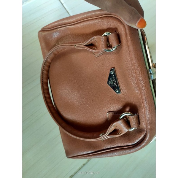 PRELOVED TAS ELIZABETH