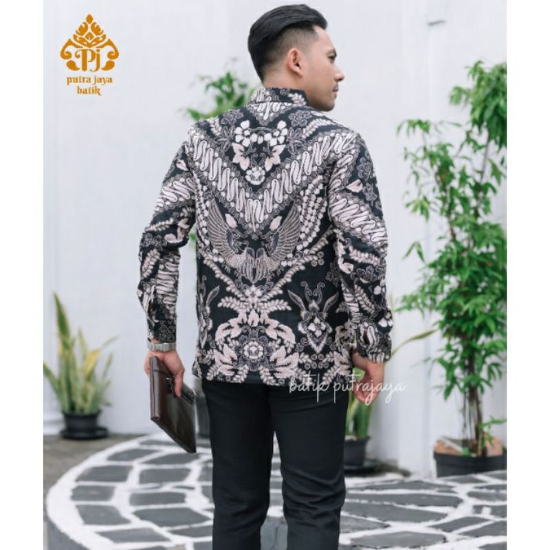 LUHUNG Batik Premium Solo Exclusive Furing SlimFit Modern Lengan Panjang Kemeja Pria BatikPutrajaya.id Casual Formal