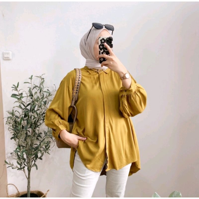 Kemeja Oversize Azura Blouse