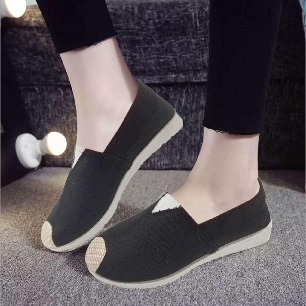 Sepatu SlipOn Flatshoes High Quality Premium Import - B204