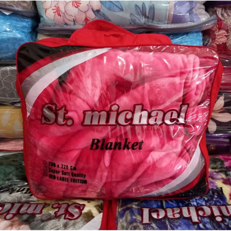 selimut bulu St.michael