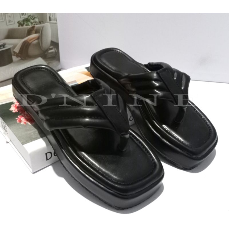 DN 03 Sandal wedges platform anak tanggung/gadis belia (31-35)