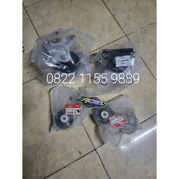 ENGINE MOUNTING MONTING SET HONDA CRV GEN 3 GEN3