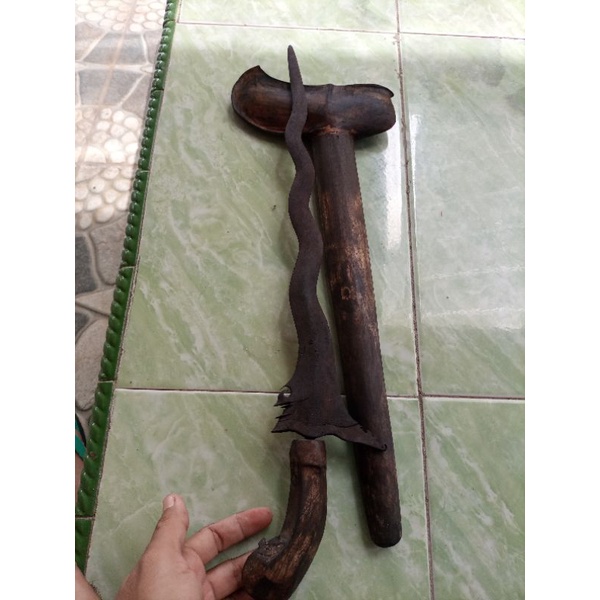 keris laler mengeng