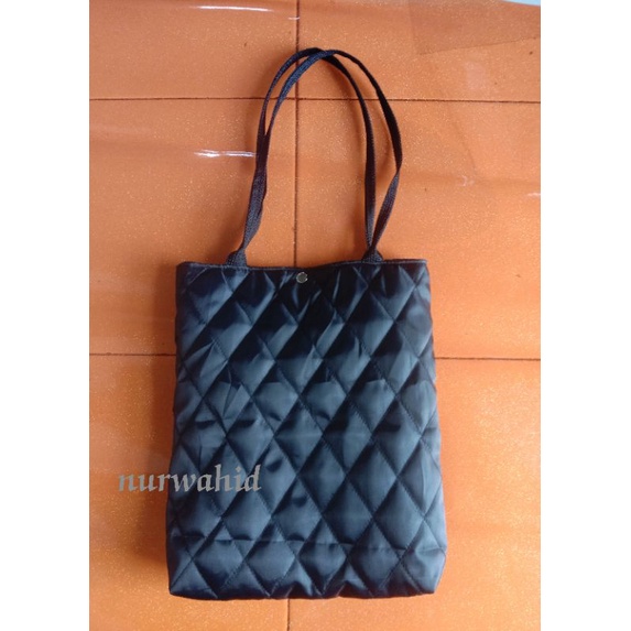 Tote bag quilting parasut simple