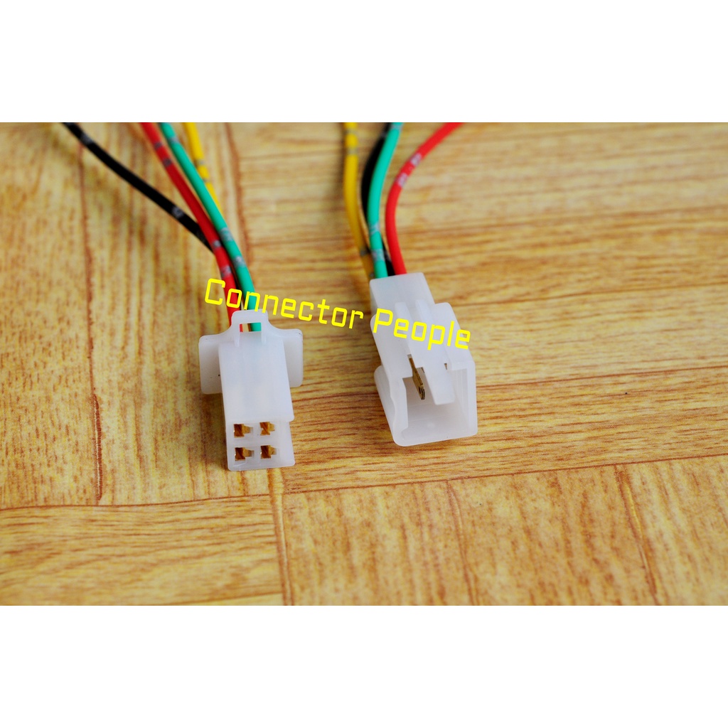 PNP Soket Sambungan 4 Pin kecil + Kabel Bintik 1 Set