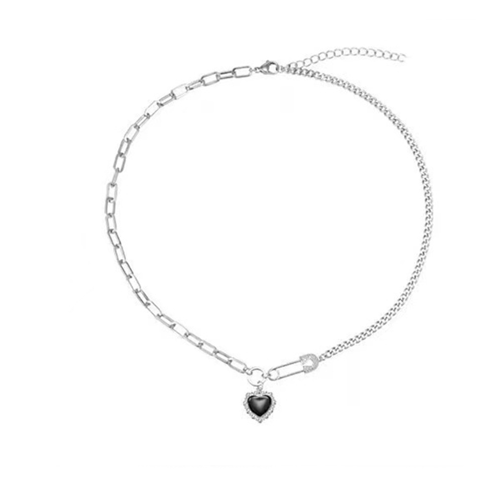Kalung Rantai Choker Liontin Hati Hitam Asimetris Warna Silver Gaya Punk Vintage Untuk Wanita
