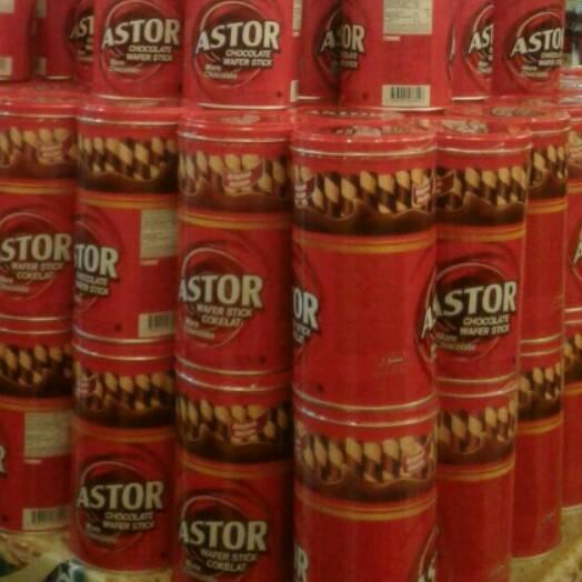 

SALE!!Astor Kaleng Wafer Snack Coklat|SQ8