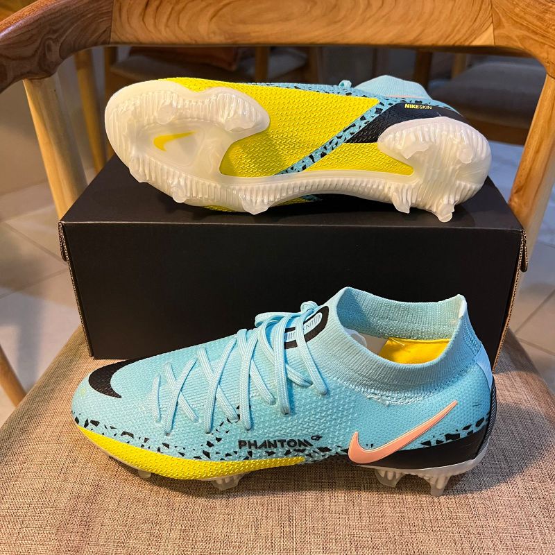 Sepatu Bola Nike Phantom GT 2 DF Elite Glacier Ice Yellow FG