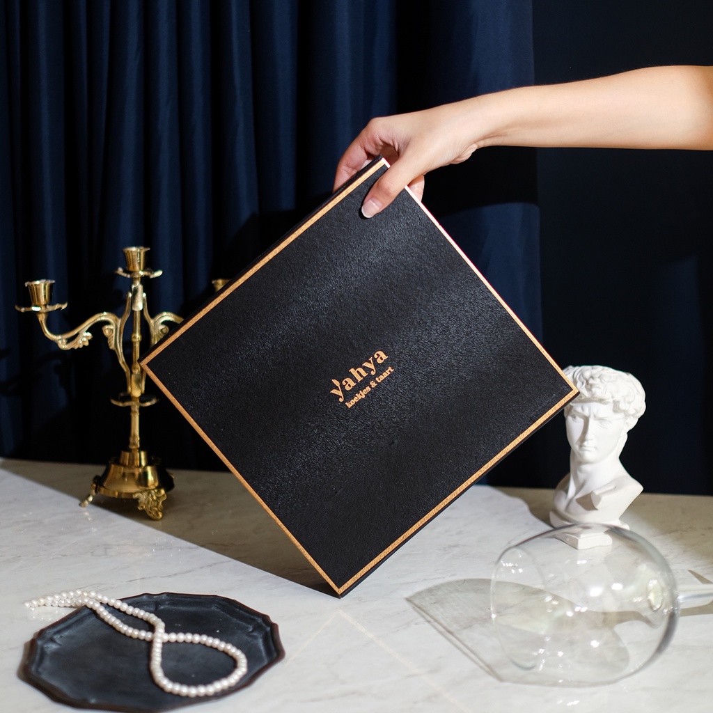 

Nastar Gift Box