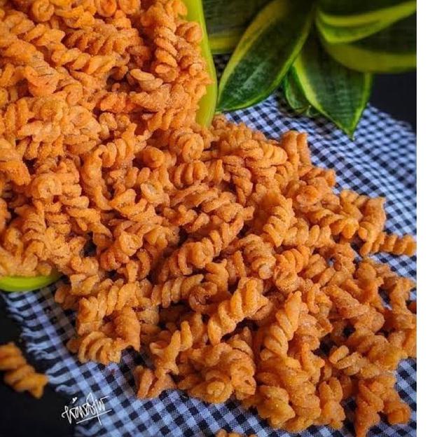 

✨TERBARU✨ MAKARONI SPIRAL PEDAS 500gr (RIVIN SNACK) grosir