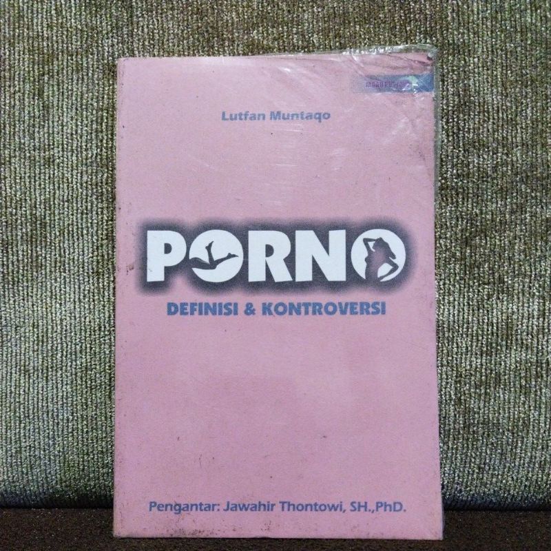 Porno. definisi & kontroversi.  s1