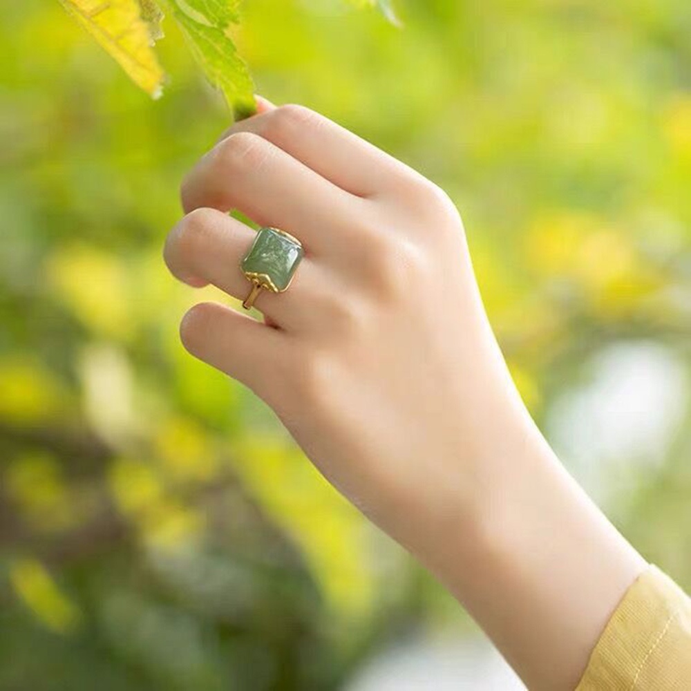 1pc Cincin Batu Giok Hetian Alami Warna Emas Untuk Wanita