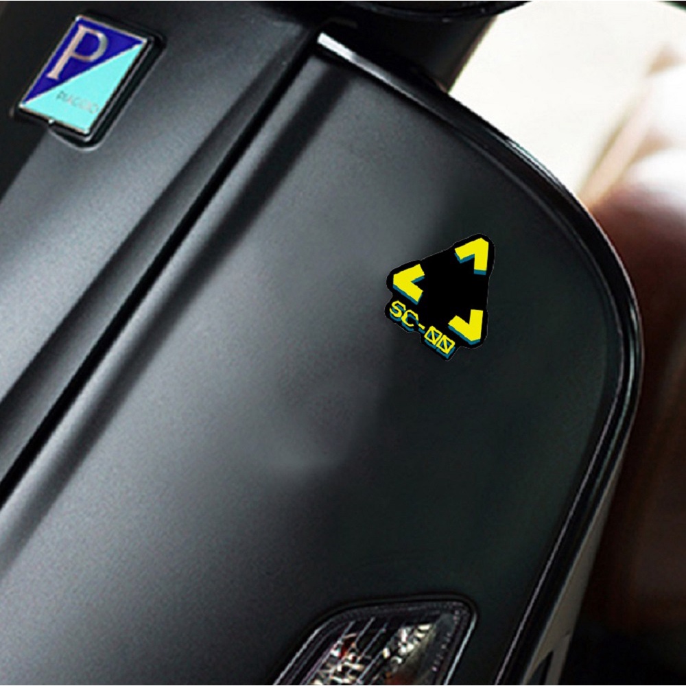 Cyberpunk 2077 Mobil Sepeda Motor Skuter Sepeda Stiker Reflektif Peringatan Tanda Seru Gaya Cyberpunk Decal Untuk Honda