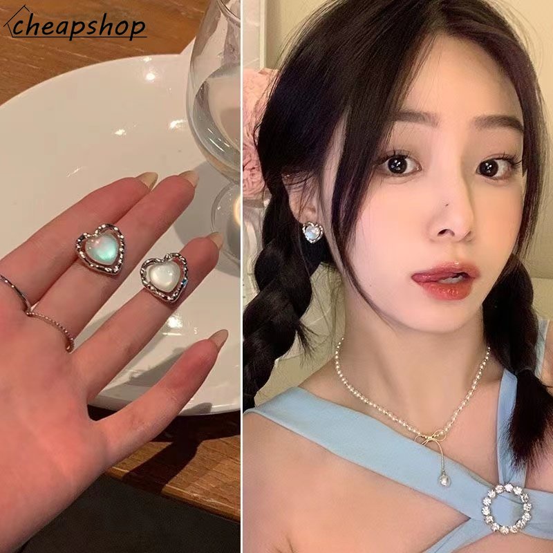 IFYOU Anting Stud Bentuk Hati Warna Silver Gaya Vintage Untuk Wanita