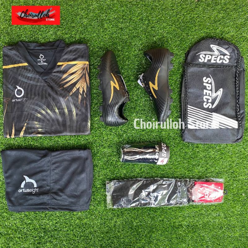 SEPATU SEPAK BOLA SPECS INFINITY BLACK GOLD PAKET KOMPLIT