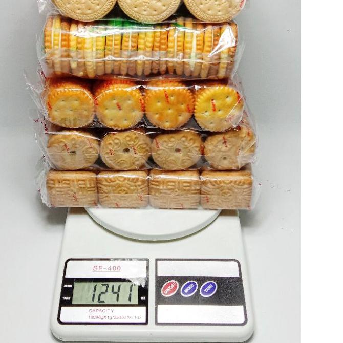 

Diskon✔️BISKUIT KHONG GUAN PAKET 4|RA9