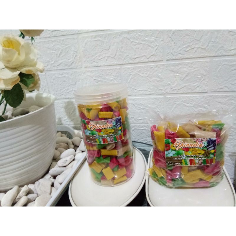 

Kerupuk Mentah/kerupuk Impala/kerupuk pipa/kerupuk usus warna warni 250 gram