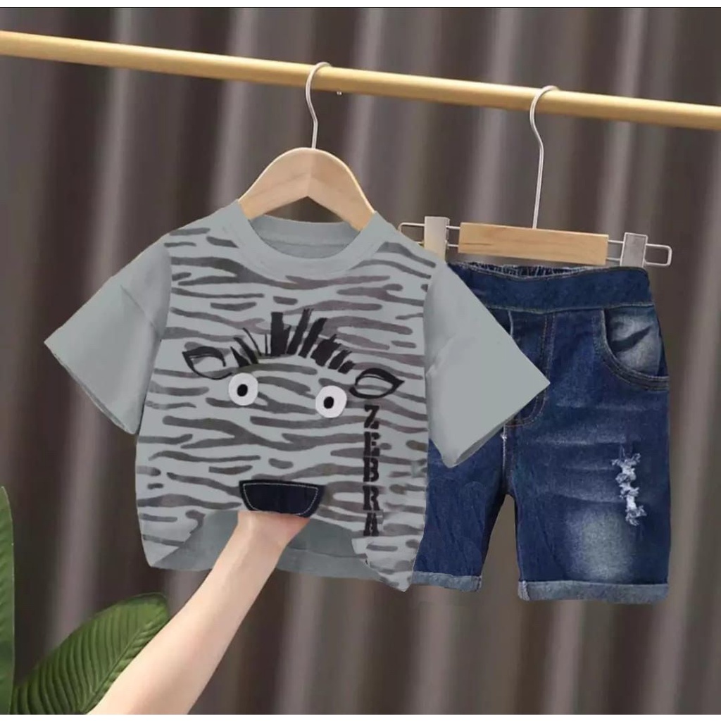 BISA COD / FASHION ANAK MOTIF ZEBRA DENIM / PAKAIAN ANAK DENGAN MODEL TERLARIS DAN TERPOPULER SAAT INI / SETELAN KAOS ANAK LAKILAKI DAN ANAK PEREMPUAN / DIGUNAKAN UNTUK ANAK USIA 6-10BLN 1-5THN / BAGUS DAN NYAMAN KARNA MEMAKAI BAHAN KATUN DAN CELANA DENIM