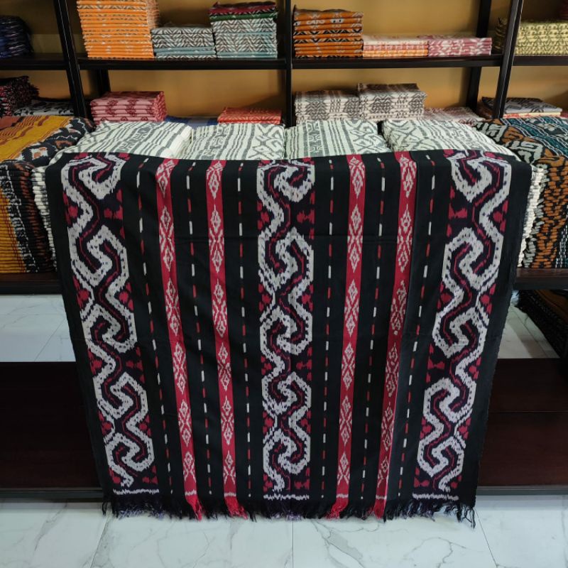 KAIN TENUN JEPARA MOTIF TORAJA