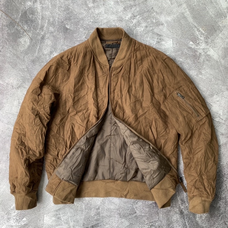 Bomber Suede Uniqlo