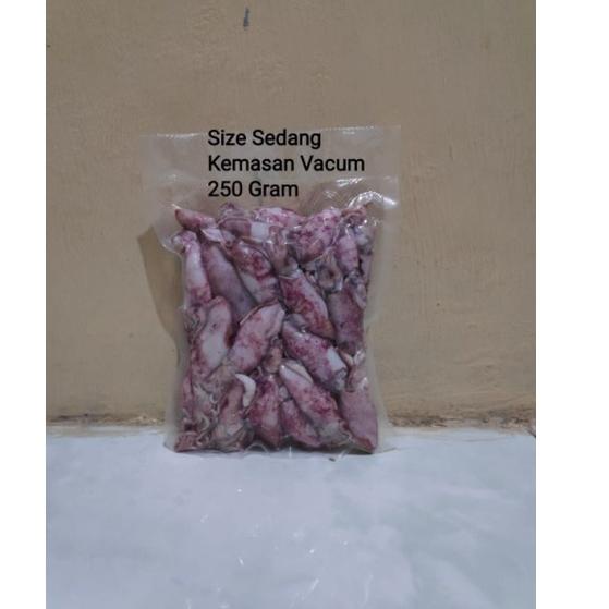 

Super Oke--Sotong / Cumi / Cumi Asin / Cumi Rebus 250 Gram Size Jumbo|Sedang|Baby