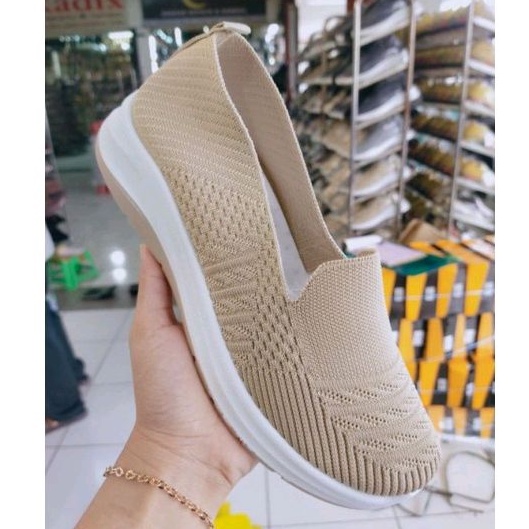 SEPATU RAJUT IMPORT/ SEPATU NAZARU IMPOR ORI/ SEPATU NAZARU TANPA TALI/ SEPATU NAZARU SPORT SLIP ON TERLARIS