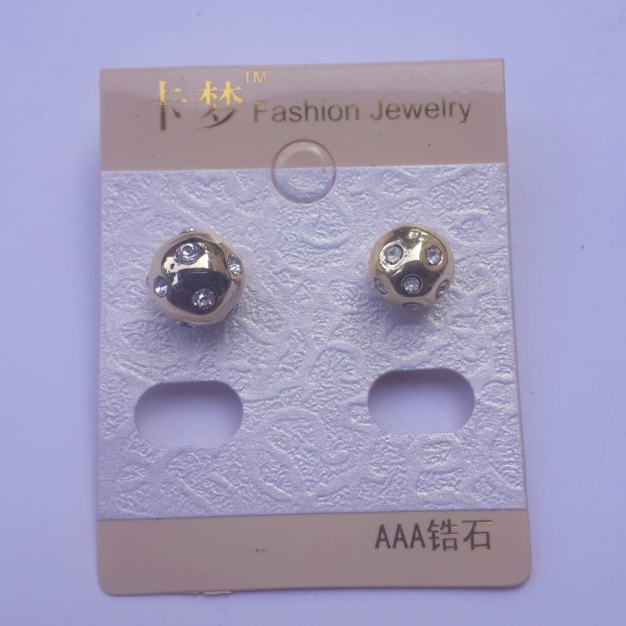 Anting tusuk motif bola kristal