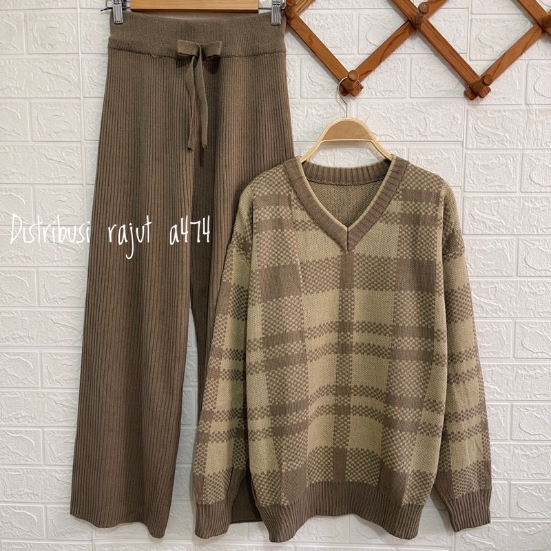 ONESET SWEATER RAJUT LIDYA TARTAN SETELAN CELANA KULOT DAN ROK
