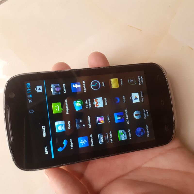 CROSS A28 MINUS TAPI HIDUP - HP MINUSAN MURAH