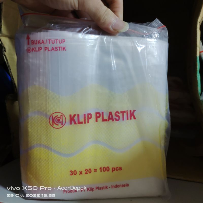 PLASTIK ZIP LOCK 20X30CM PLASTIK KLIP ZIPLOCK CLIP 20X30 CM  ISI 100 PCS