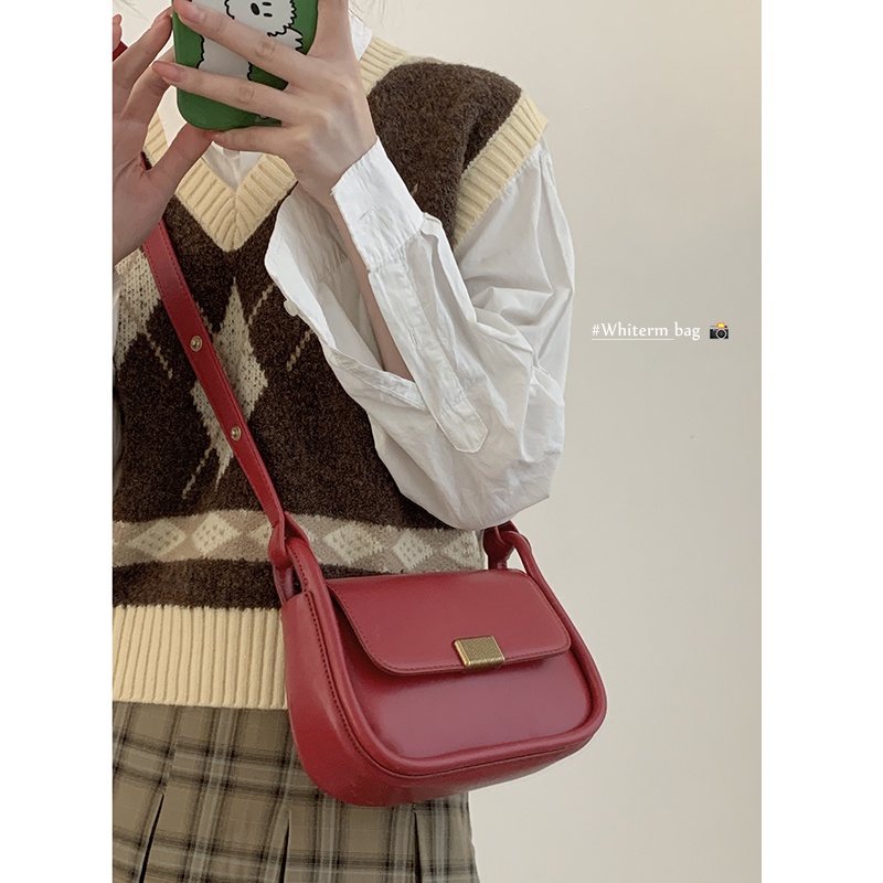 Suhao Tas Merah Wanita 2022 Baru Fashion Trendi Retro Ketiak Tas Niche Tekstur Single Shoulder Messenger Bag Tas Perjamuan Pernikahan