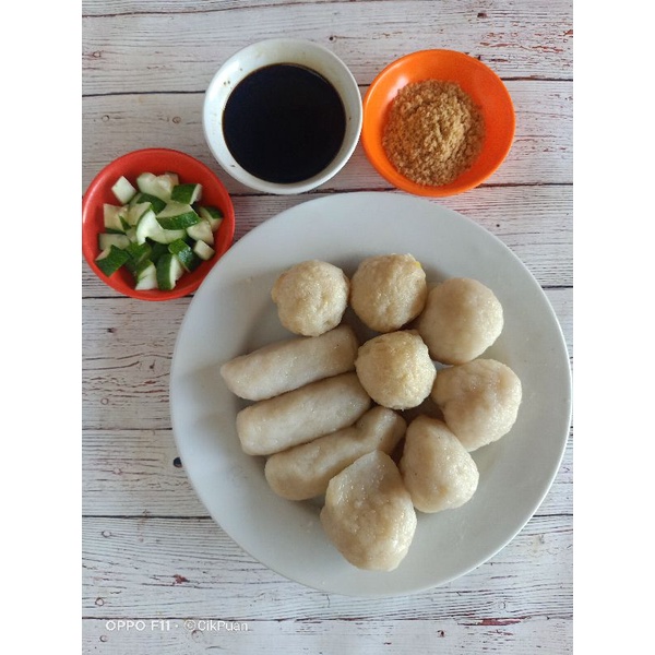 

Paket A : Pempek Campur isi 10