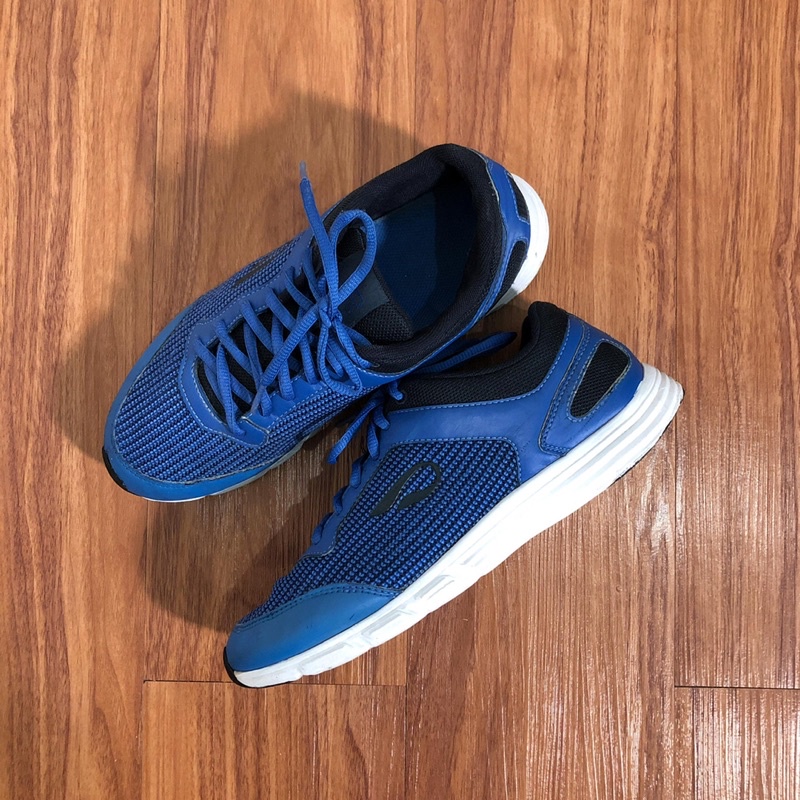 Sepatu Prospecs uk 40