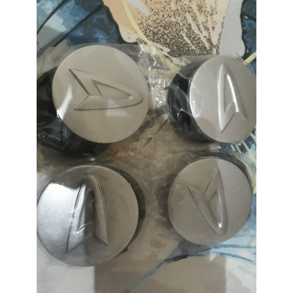 Wheel dop xenia silver