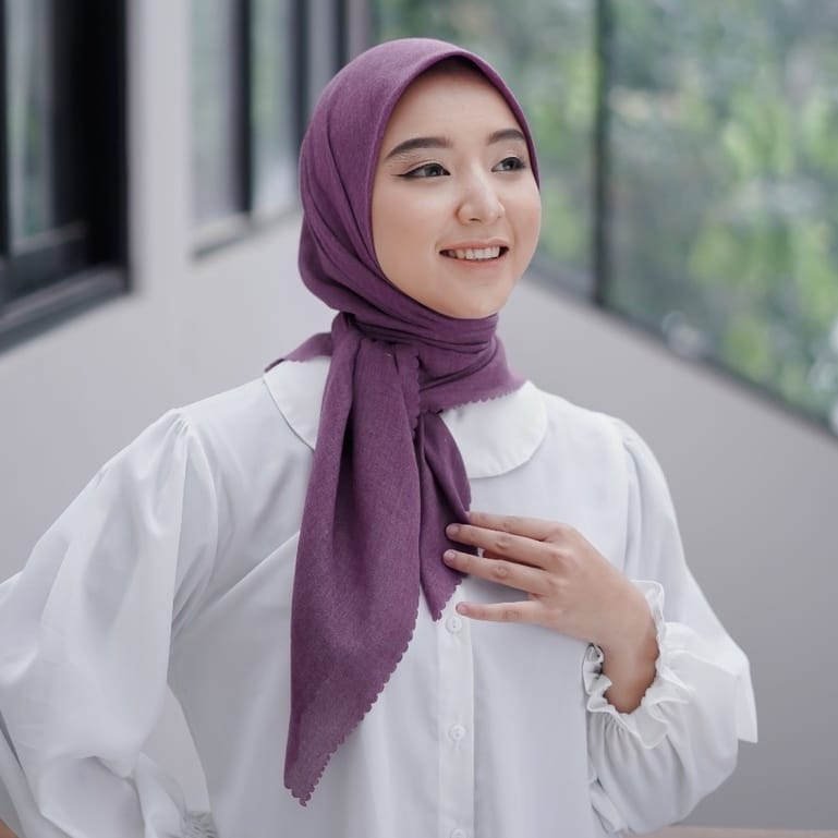 Paris Premium VOAL Laser Cut/ Segi Empat Voal Laser cut polos/kerudung Hijab Paris Premium Lasercut / Hijab Paris Murah