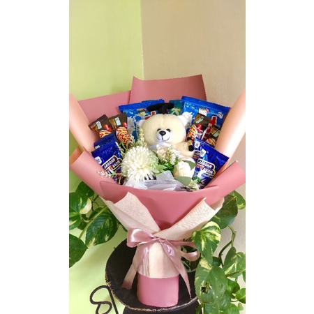 [PO] Bucket untuk wisuda dan acara lainnya (Bucket Boneka +Snack)