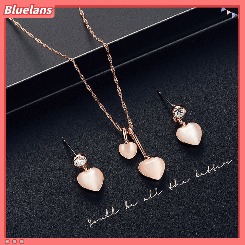 Set Perhiasan Kalung Anting Berlian Imitasi Bentuk Hati