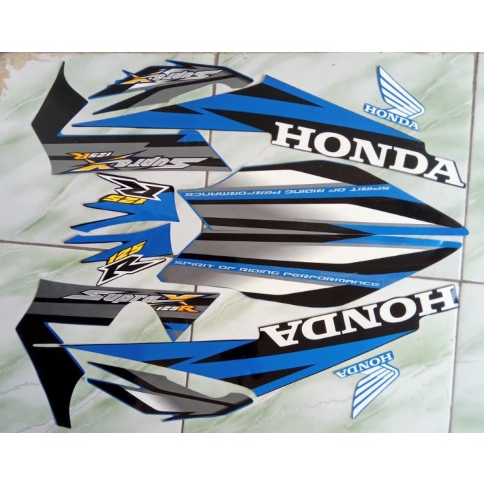 stiker striping honda supra x 125r 2006 - Biru