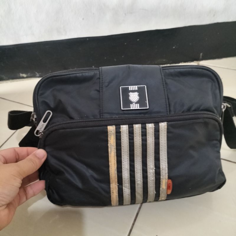 tas selempang kswiss cowok