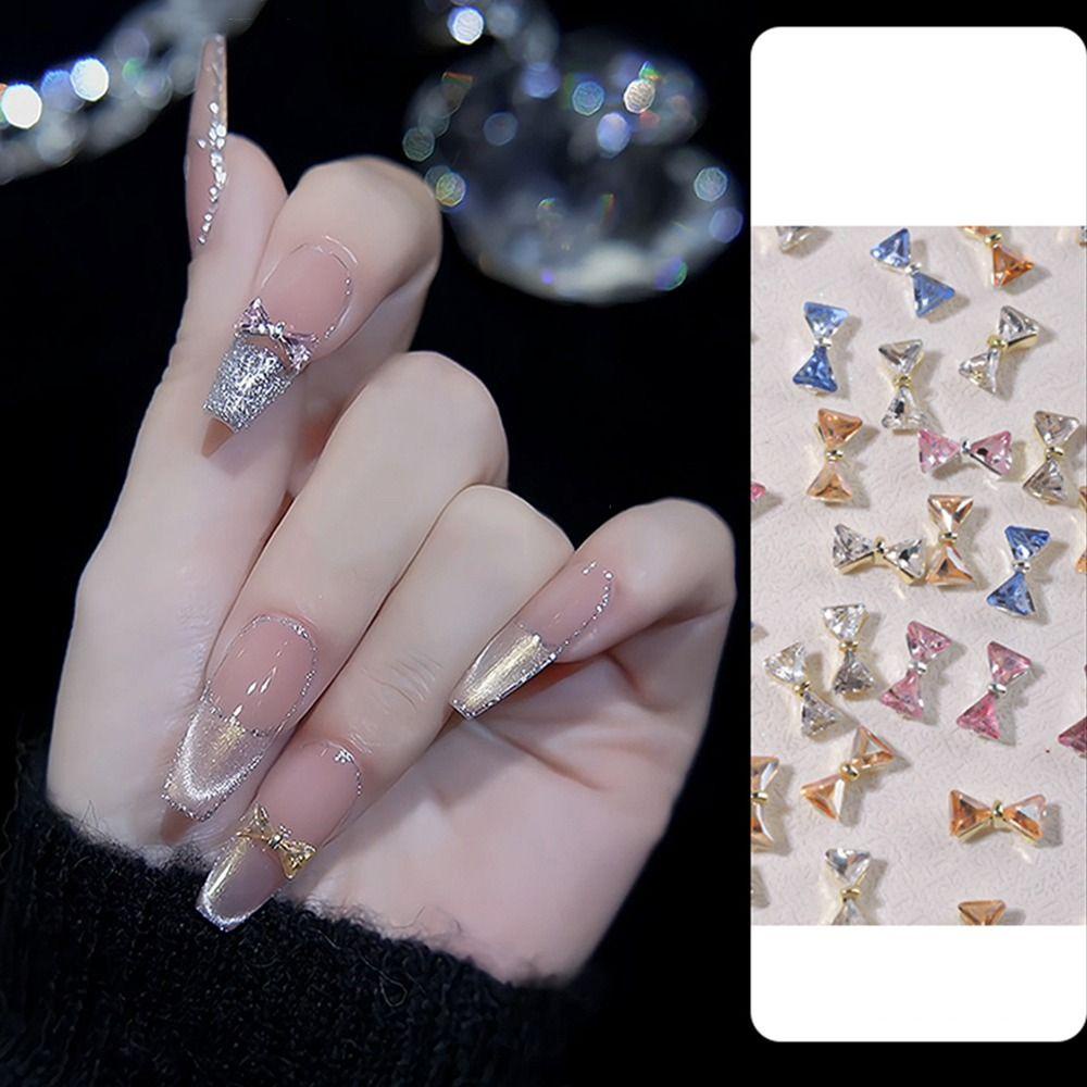 AUGUSTINA Agustina 3D Nail Art Dekorasi Mewah Segitiga Ikatan Simpul Hiasan Kuku Dasi Kupu-Kupu Flash Alloy Kristal Nail Art Berlian Imitasi