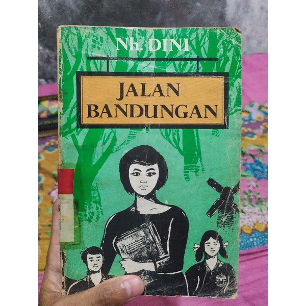 Original Langka Jalan Bandungan karya NH. Dini Bertanda tangan W.S. Rendra